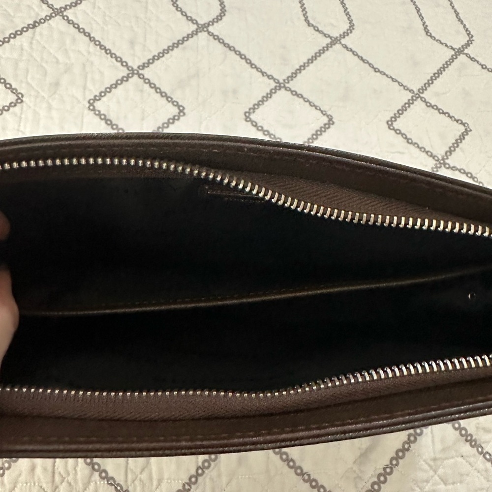 GUC Burberry Dark Brown Leather Clutch-very clean inside. - Picture 6 of 7